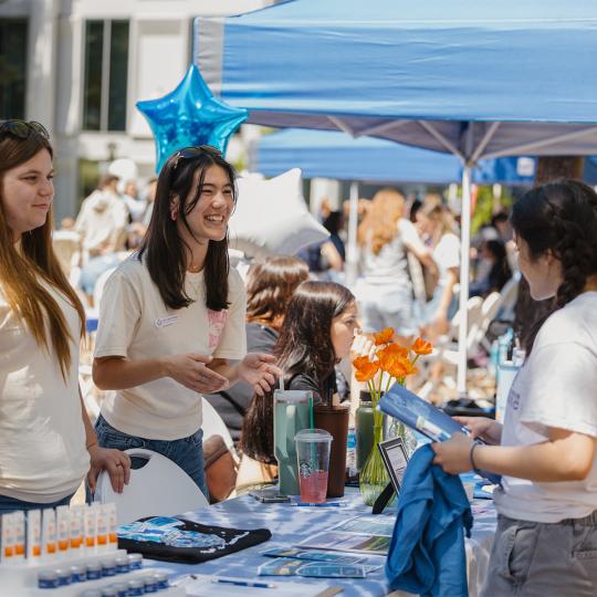 students connecting with campus groups